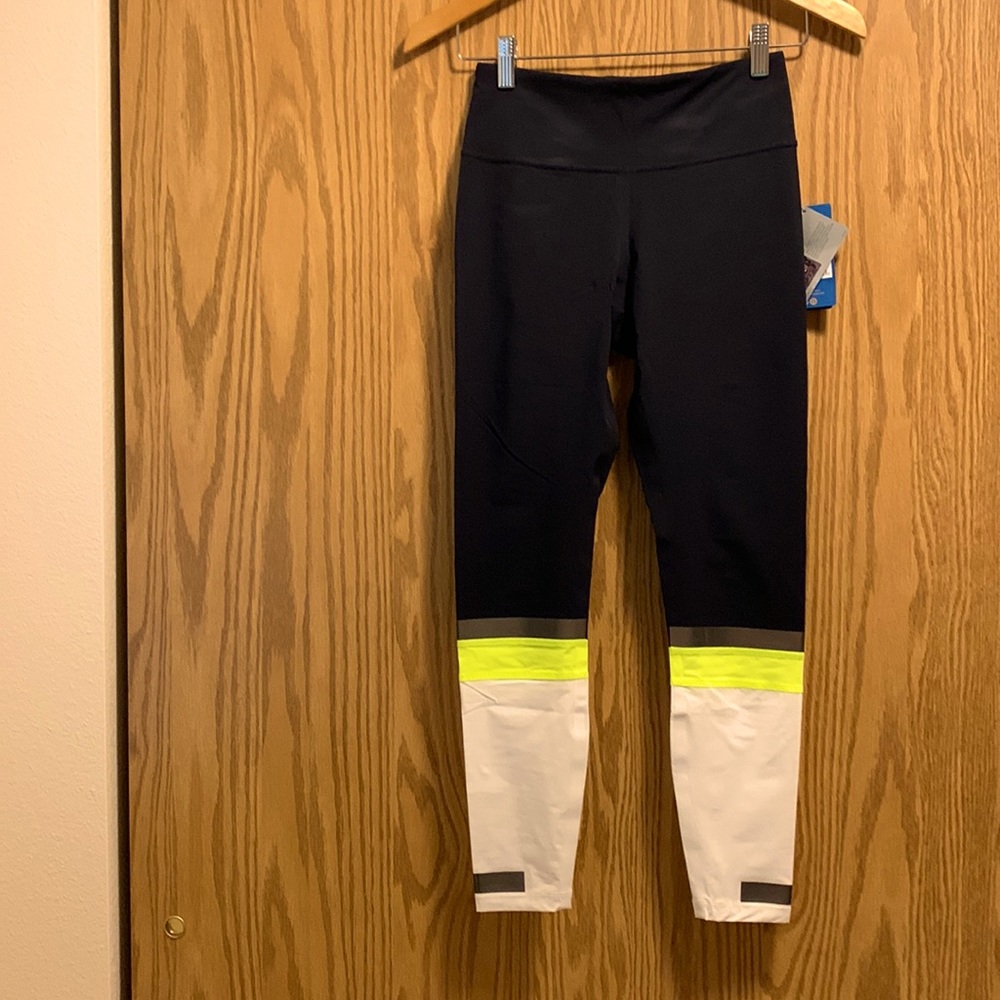 Brooks Carbonite 7/8 Tight- BRAND NEW, NBW, with tags. Super reflective !